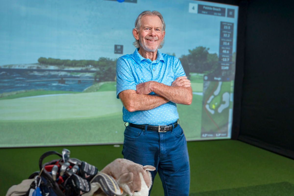 Therapy and Golf Help Keep Navy Veteran on Course 